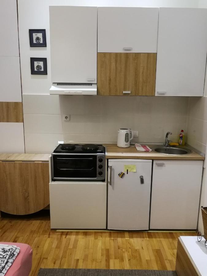 Imperia Apartments Βελιγράδι Δωμάτιο φωτογραφία